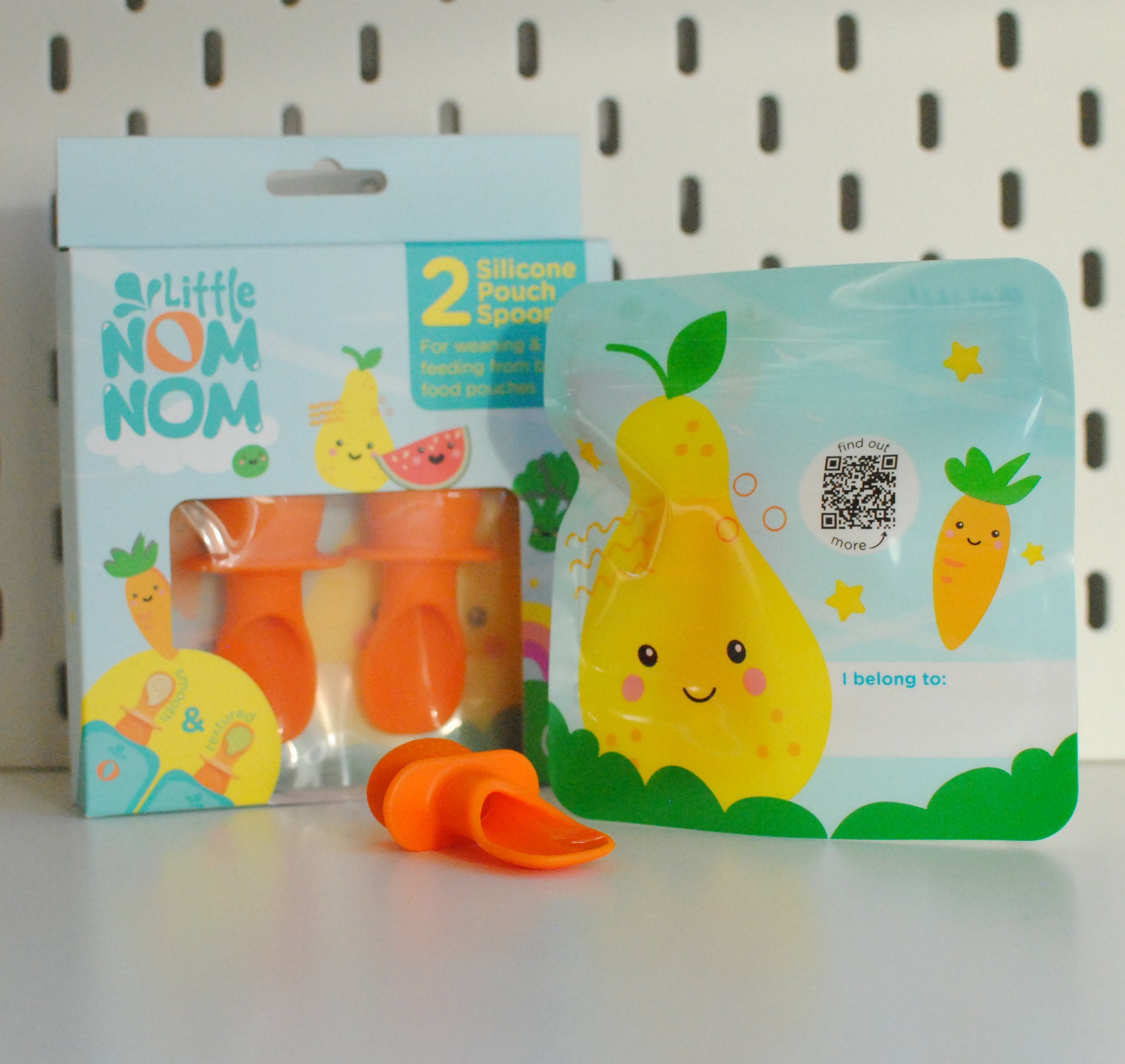 silicone pouch spoons with the storage bag and packaging