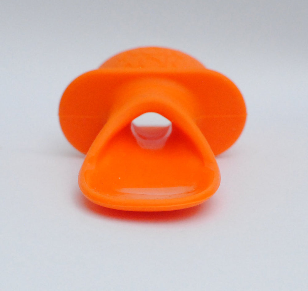 front view of the little nom nom pouch spoon showing the size of the food channel