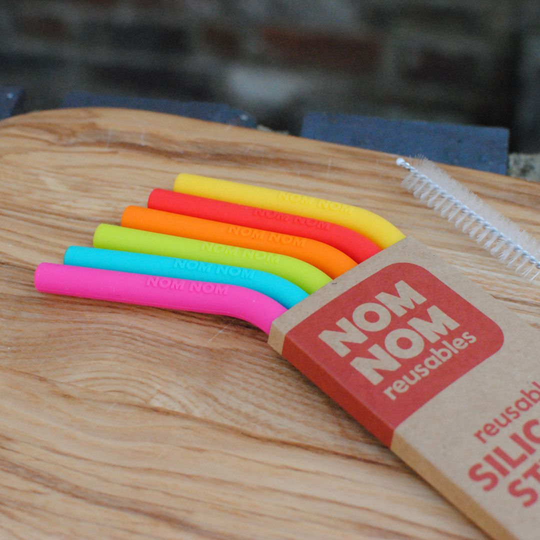 rainbow silicone straws in packaging